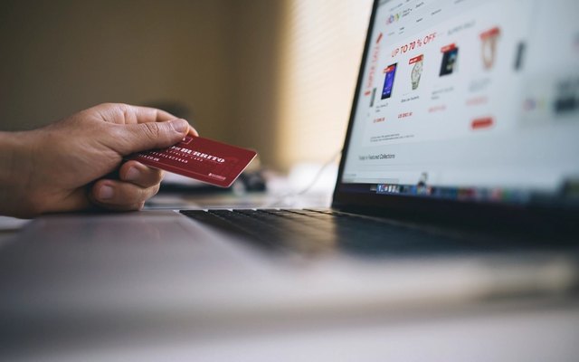 Делать FBS своими силами или отдать фулфилменту: честное сравнение