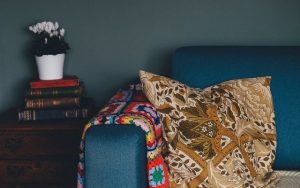 Фулфилмент для товаров 18+: ограничения, упаковка, приёмка на маркетплейсах