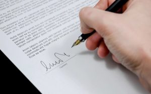 Как читать договор с фулфилментом: на что смотреть перед подписанием