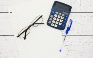 Минимальный бюджет для старта на маркетплейсе: реальные цифры