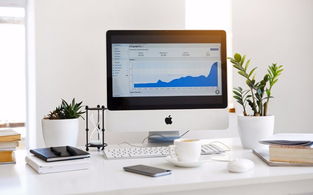 Продвижение товаров на Ozon: внутренняя реклама и SEO