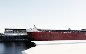 Какой экспорт из Казахстана в Россию: товары, НДС и документы